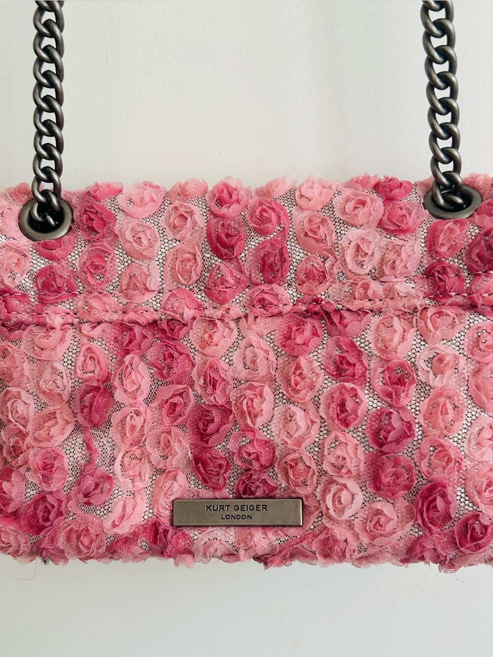 Kurt Geiger the Kensington Pink Rose-Appliqué Chain Shoulder Bag - Picture 12 of 16